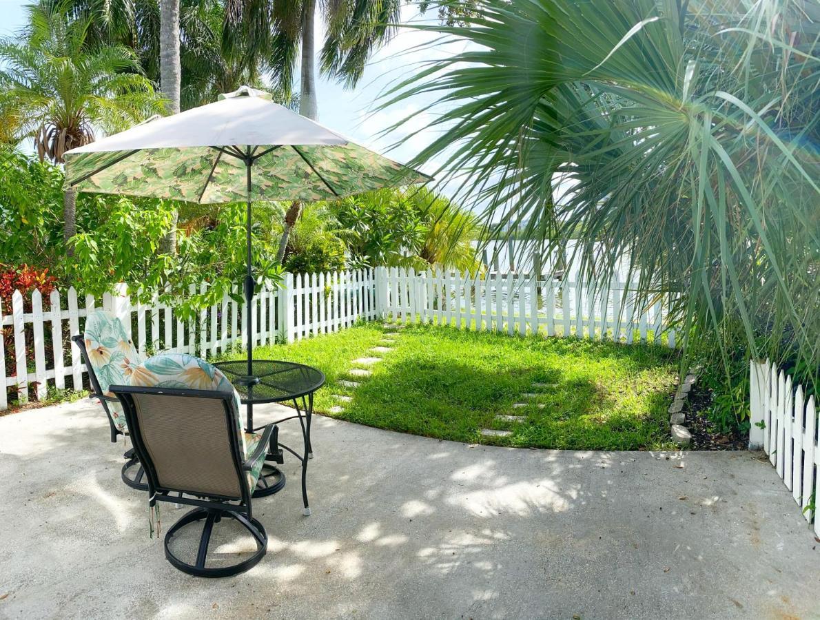 Beachtrail Lodging Clearwater Beach Extérieur photo