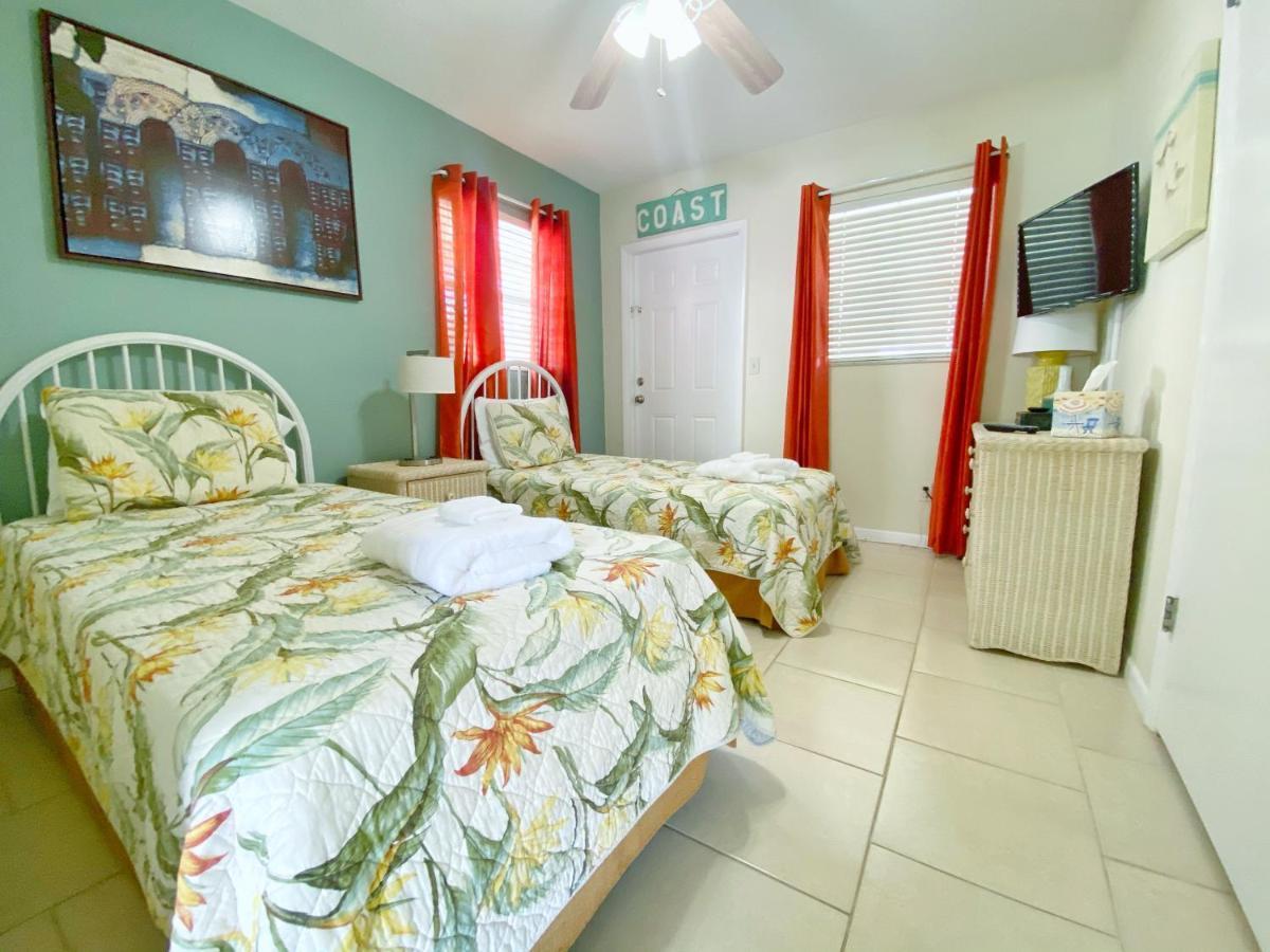 Beachtrail Lodging Clearwater Beach Extérieur photo