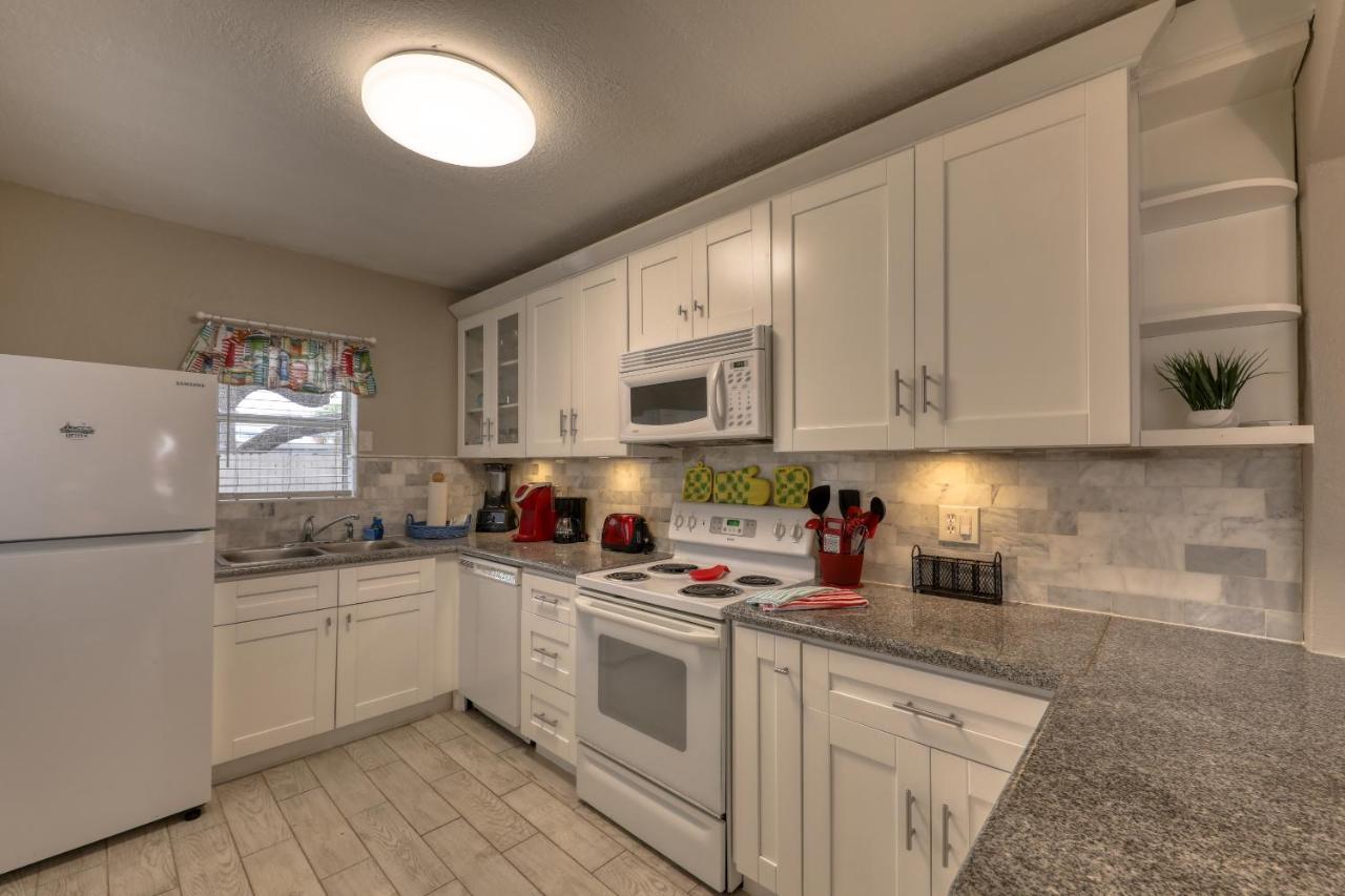 Beachtrail Lodging Clearwater Beach Extérieur photo